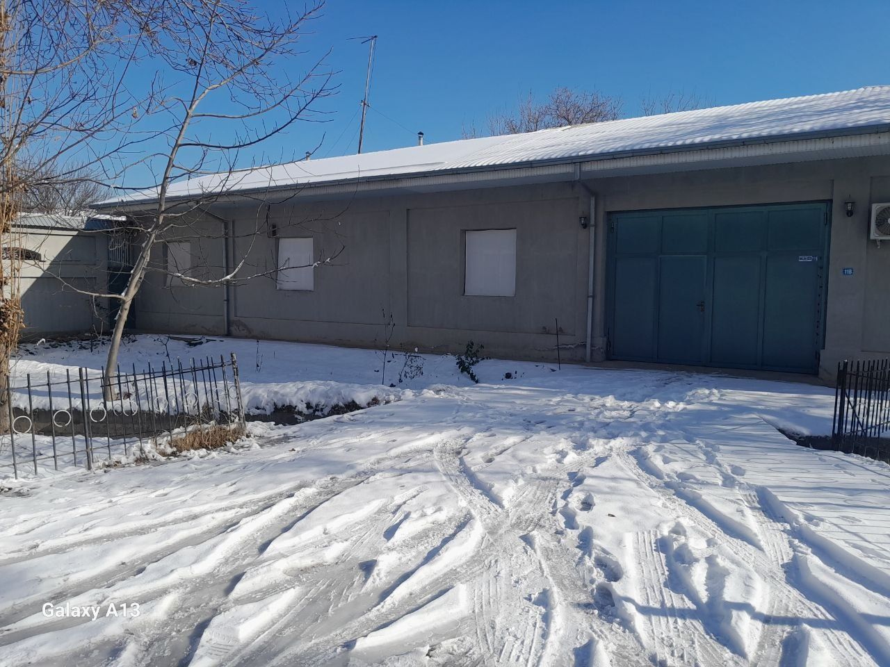 Yer sotiladi olim polvondan masjid kocada ga kirganda