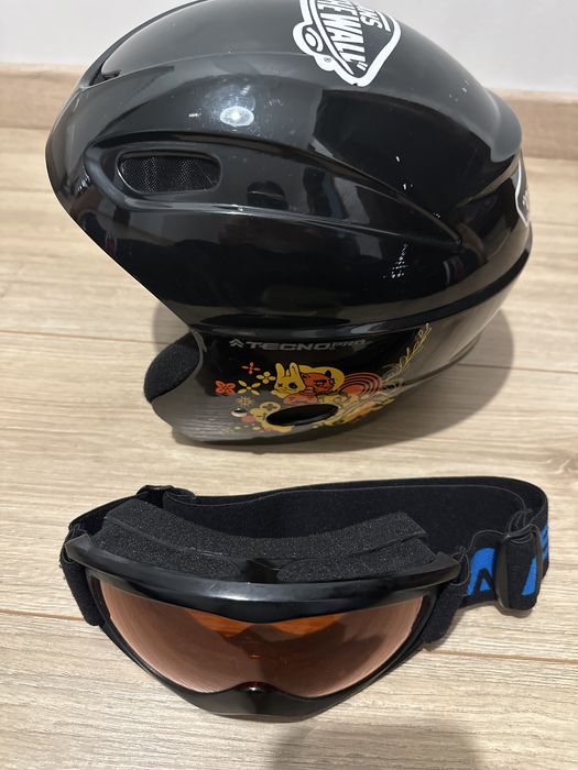 Casca snowboard si ochelari