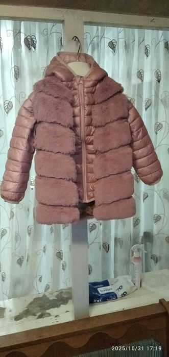 Куртка с меховой безрукавкой