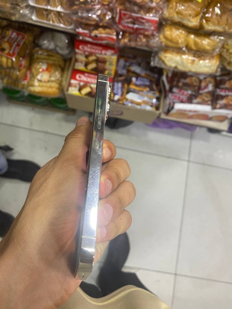 iPhone 13 pro white