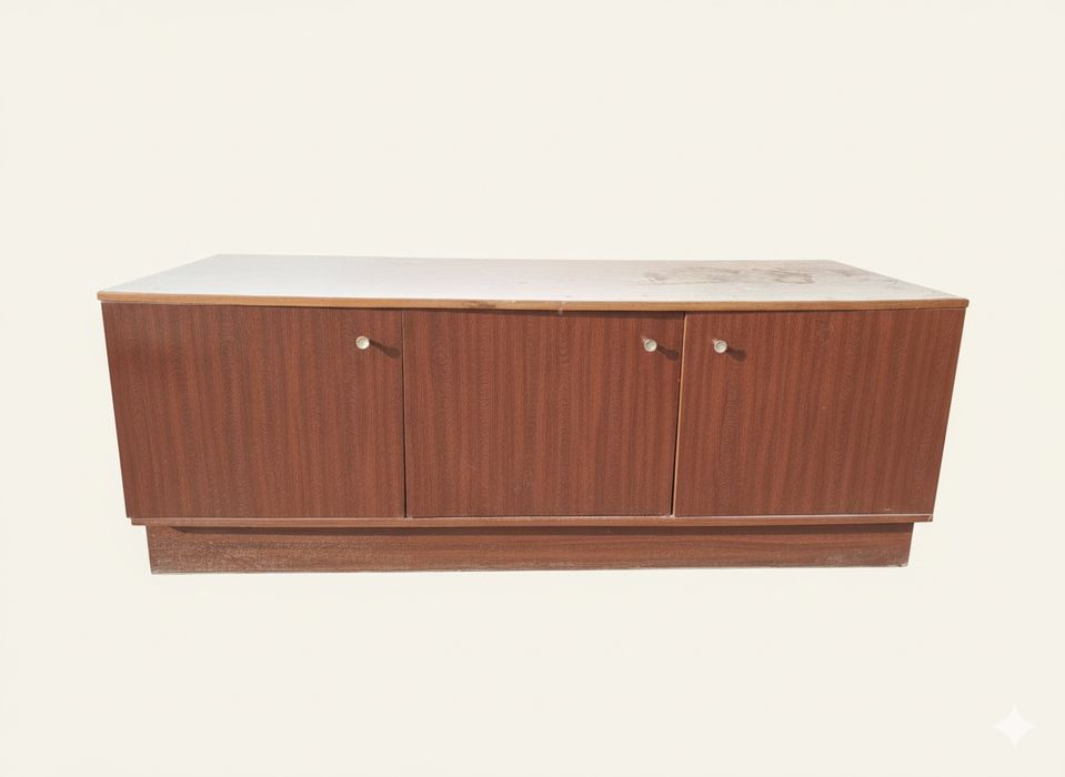 Тумбочка для книг или в кухне