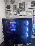 se vinde urgent pc de gaming