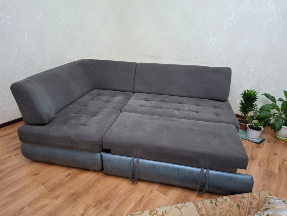 Диван раскладной, раздвижной, с подьемником