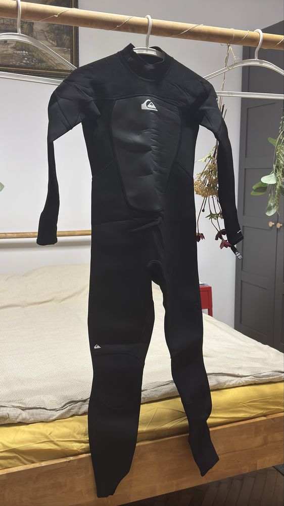 Coatum neoprene Quiksilver 16 ani