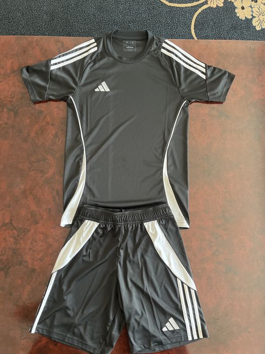 Форма адидас оригинал