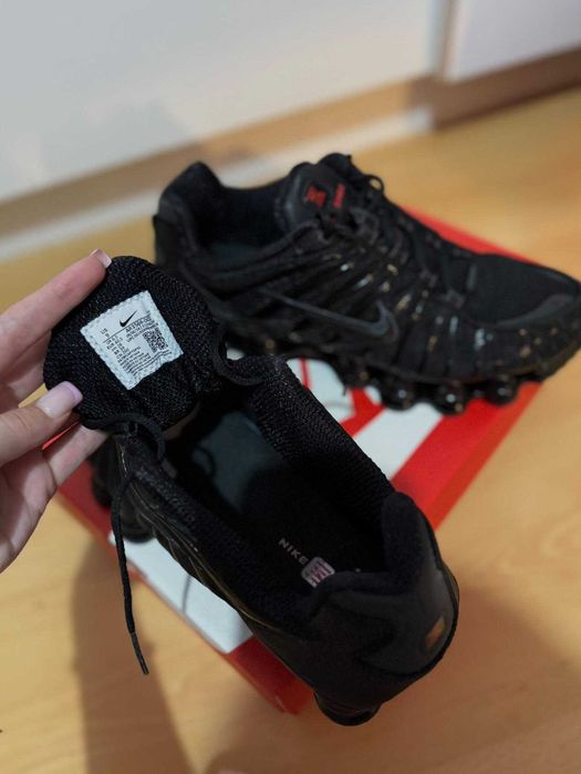 Nike SHOX р-р 40.5