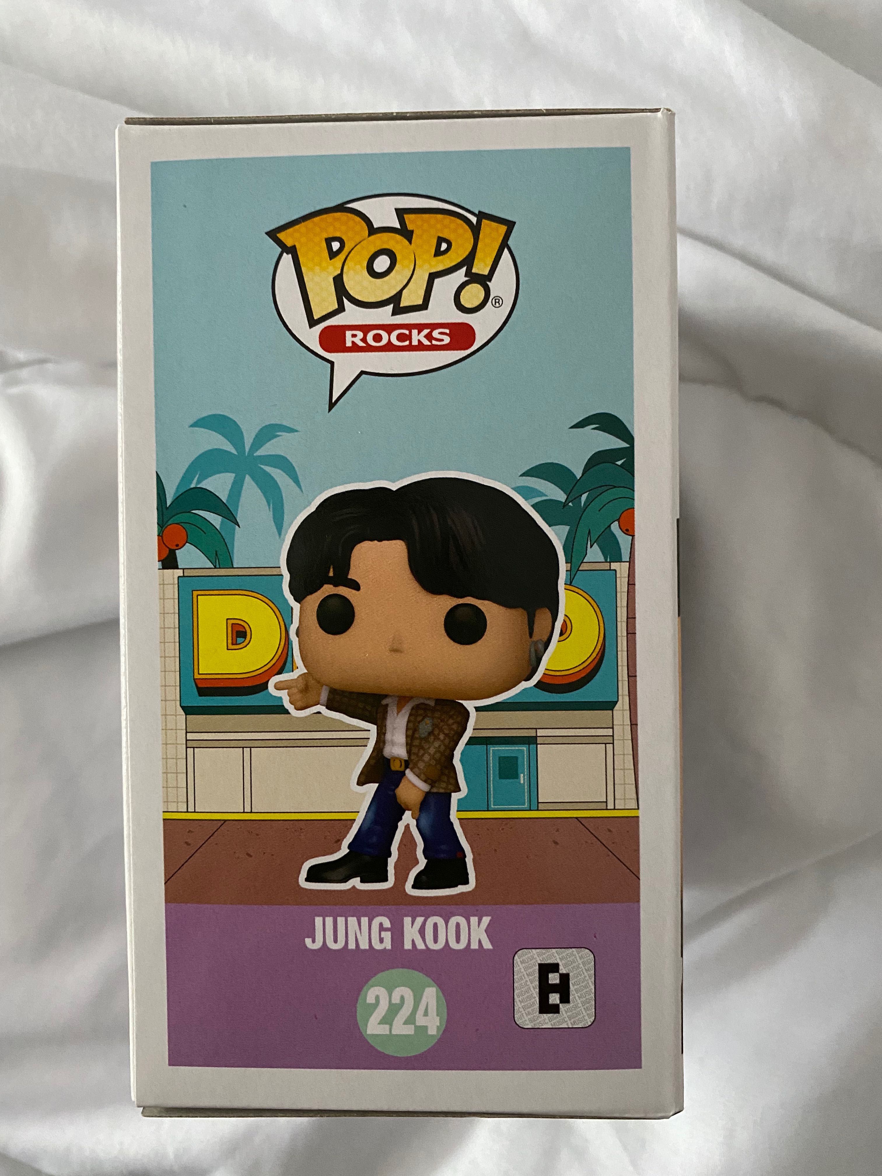 Pop фигурка на jungkook от bts