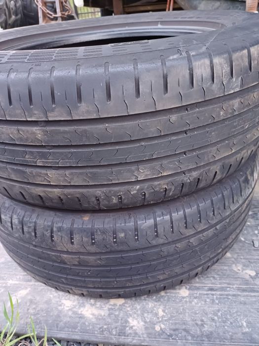 Anvelope 235 60 R18 Pireli și  Continental