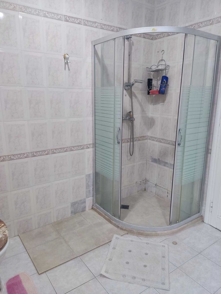 Дава се под наем Къща в Варна, м-т Св. Никола - 30 кв.м за 153 € - Снимка #2