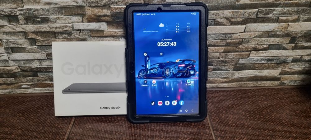 Vând tableta samsung galaxy tab a9 plus