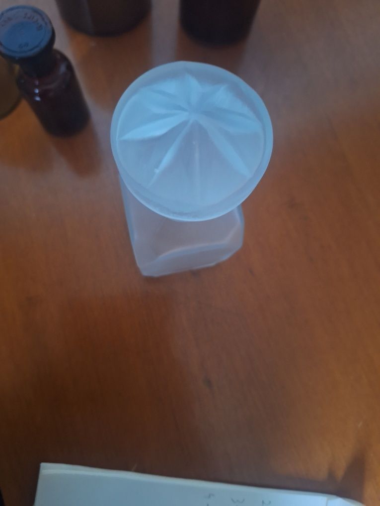 Recipiente farmacie vechi