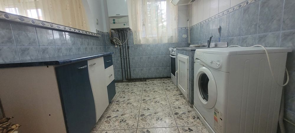 Apartament 2 camere in Onesti, zona centrala.