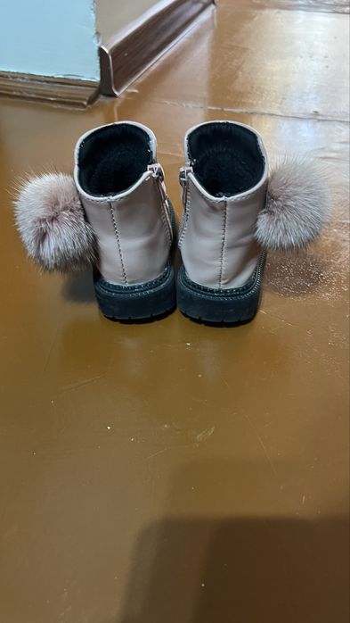 Qizchalar uchun polisapogi