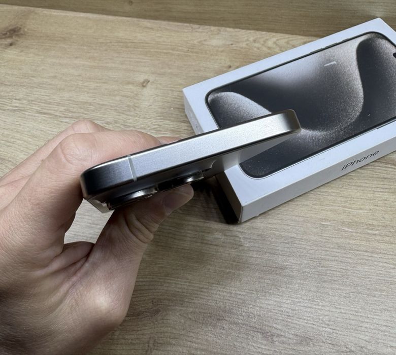 iPhone 15 PRO MAX  256 GB  ca NOU  98 % Bateria