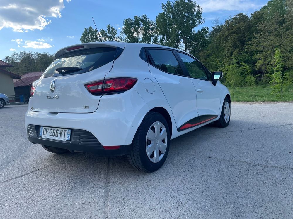 Renault Clio.  An 2015.