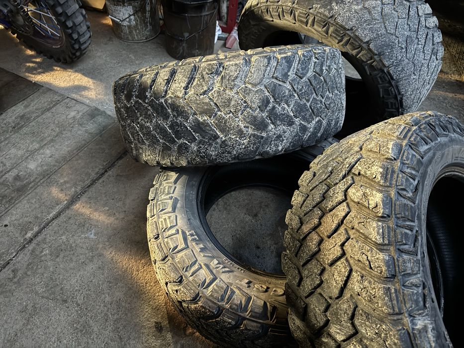 265/65 R17 dot 220