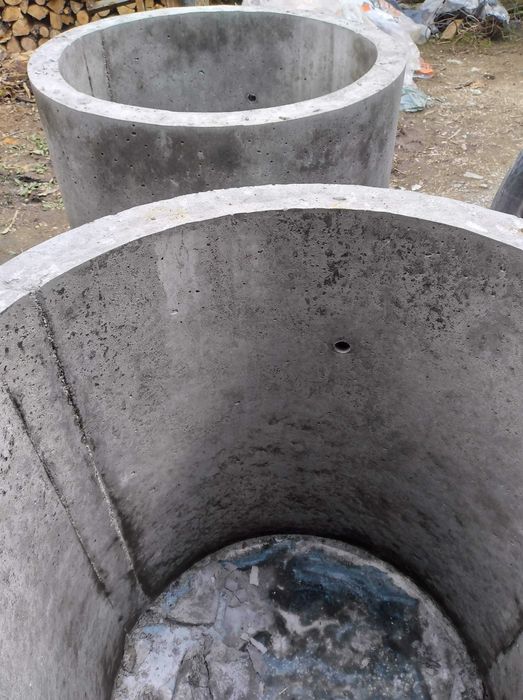 Vand tuburi de beton pentru fantana, cămine la apa sau fose septice