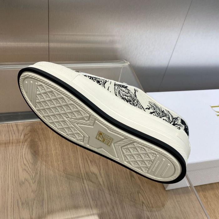 Dior Walk n Dior Low