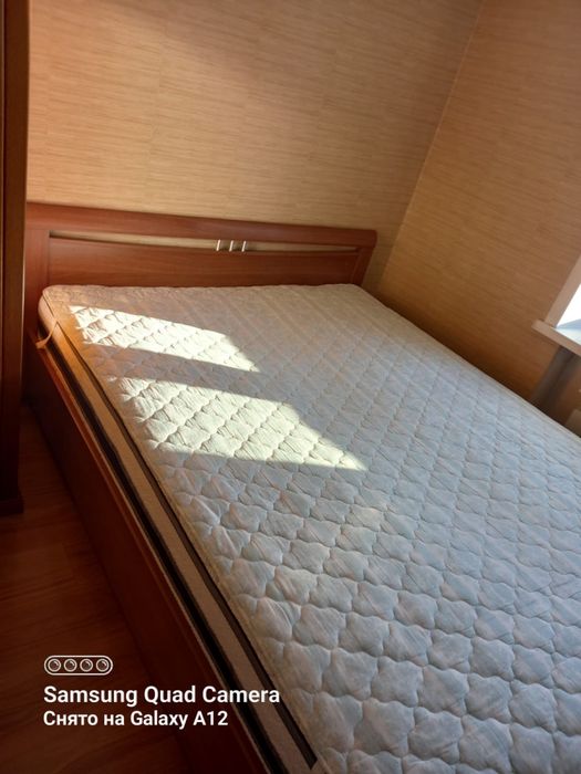 Кровать двуспальная