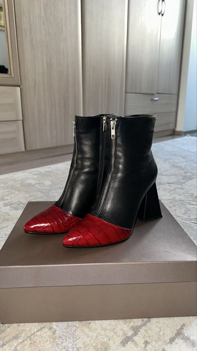 Женский сапоги. Кожа. Отдам за 15000