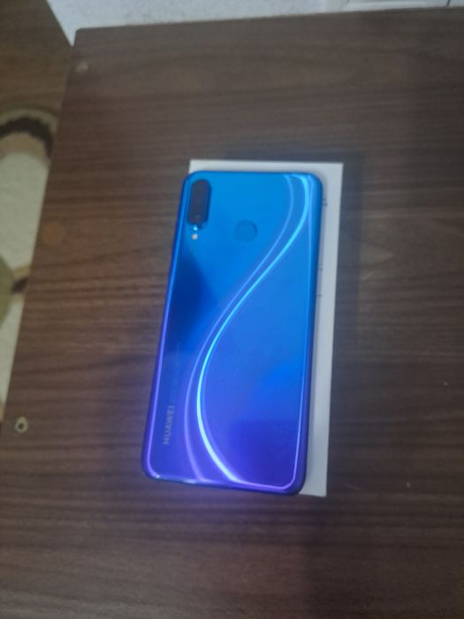 Vând telefon Huawei P30