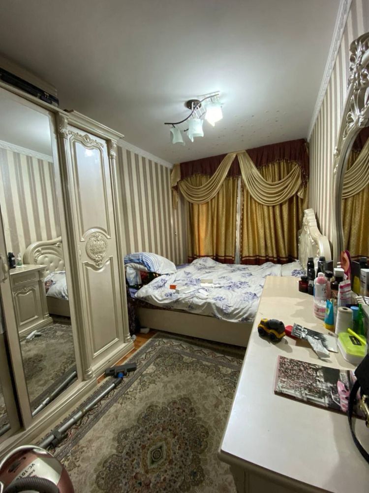 Срочно продам Чиланзар 9 3/1/4 кирп дом балк 2/6 все разделно