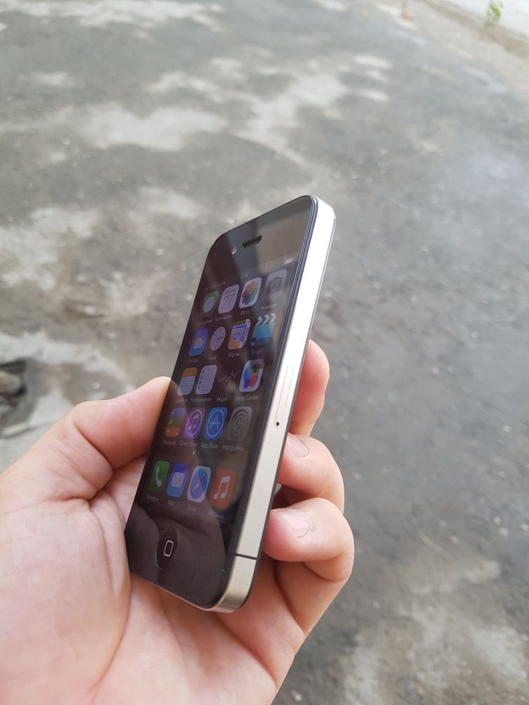 iphone 4g 8gb sotladi imeya otkan