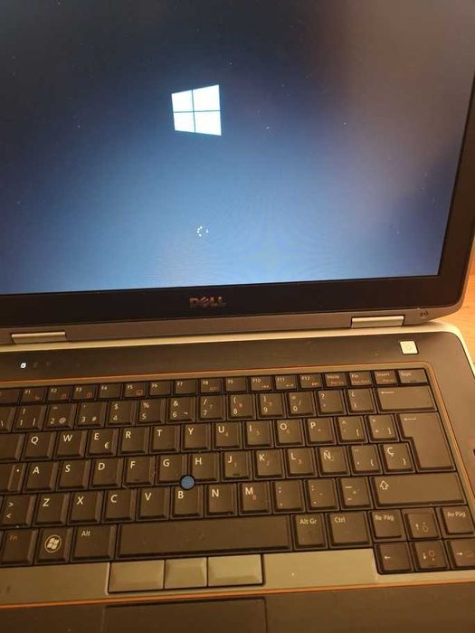 laptop Dell i5 cu DVD