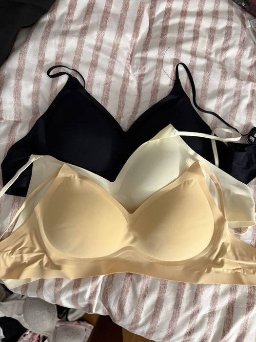 Сутиени oysho НОВИ