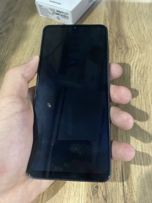 Samsung a33 6/128 tinig qora