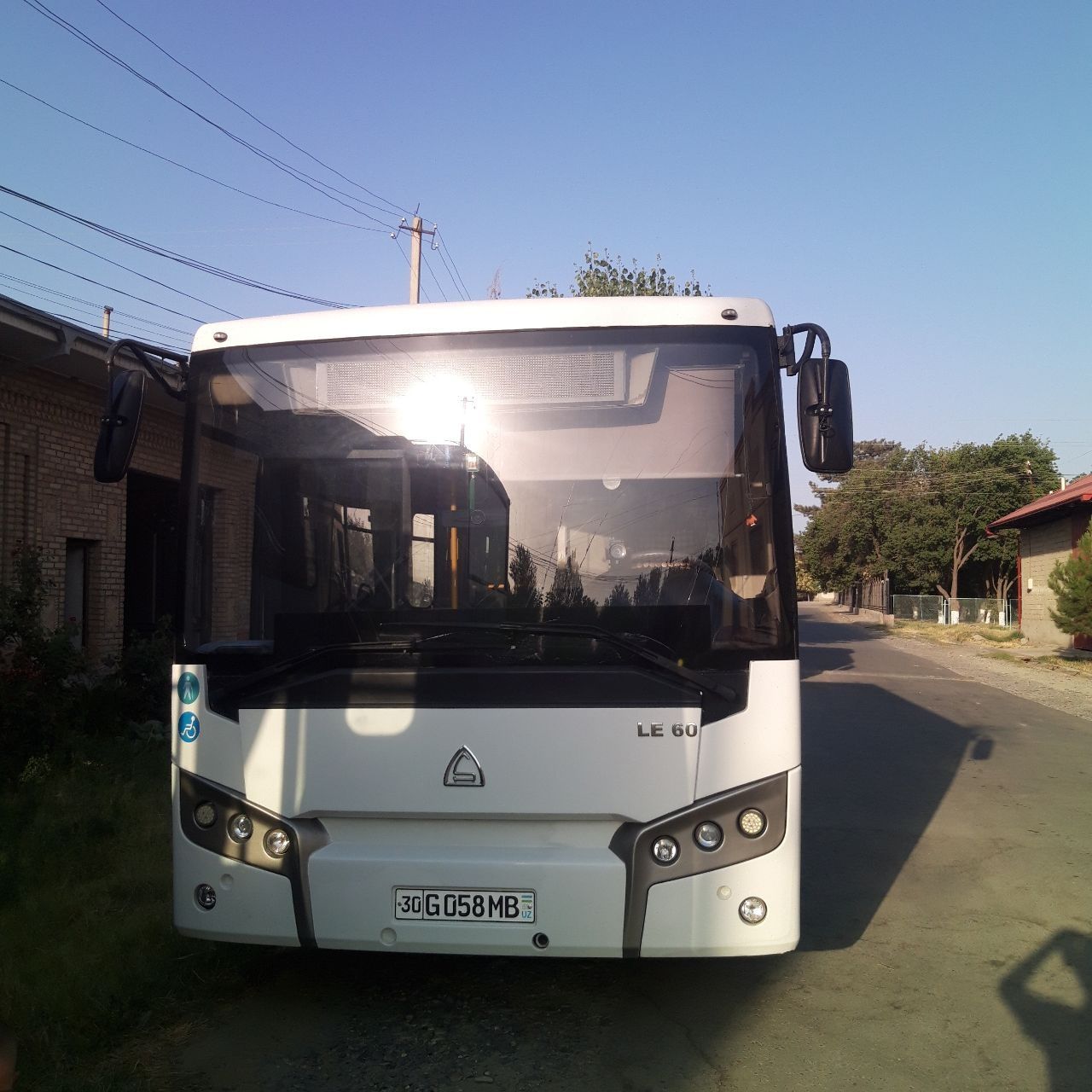 ISUZU LE 60 Авта
