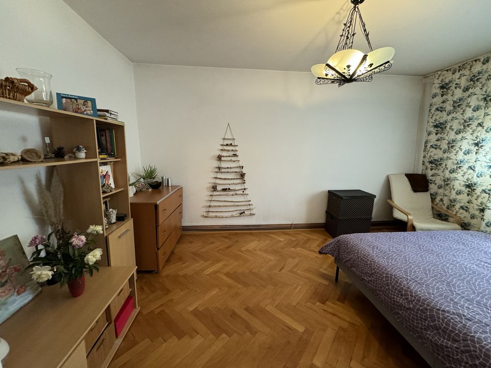 Apartament semidecomandat Titulescu (Severinului)