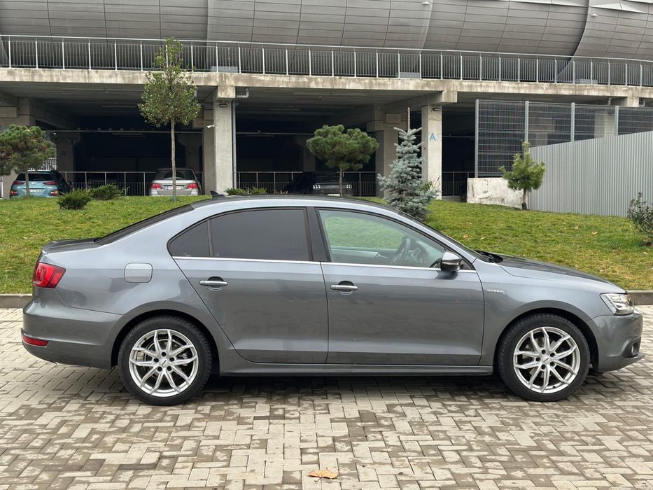 VW Jetta Hibrid, an 2013, 223.000+ km, DSG, 1.4 TSI 177 CP; euro 6
