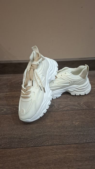 Дамски маратонки