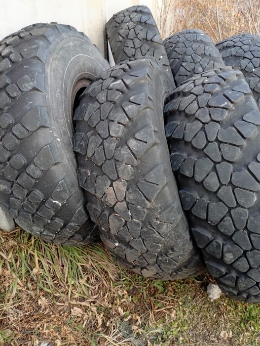 Продам резину на КамАЗ вездеход