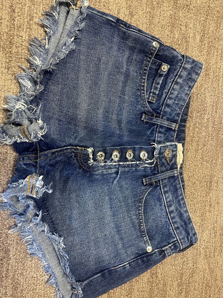 Pantaloni scurti de blugi River Island