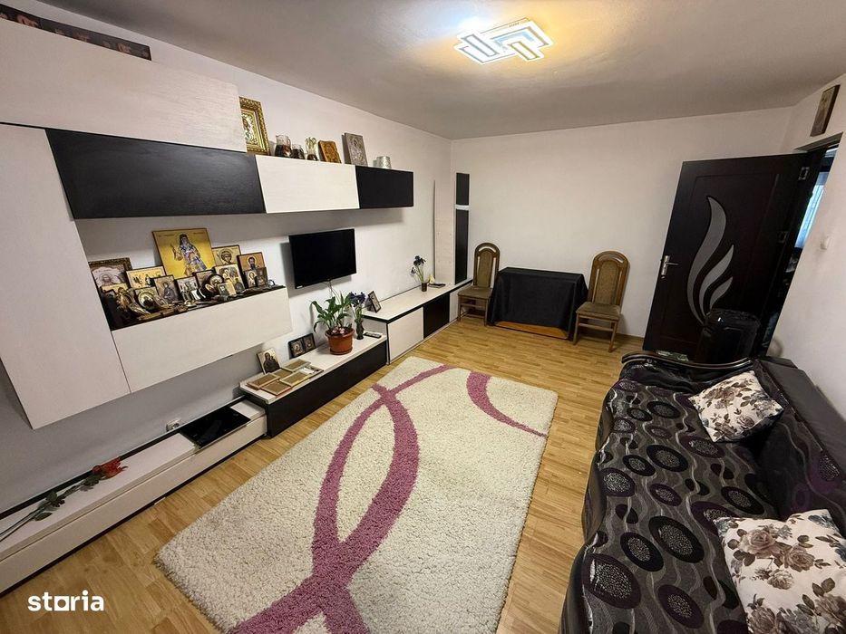 Apartament 3 camere la parter zona Uvertura Mall