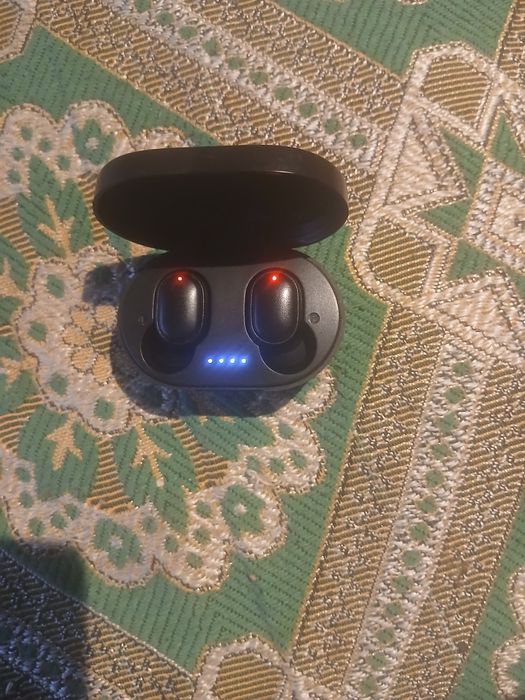 Căsti Bluetooth.
