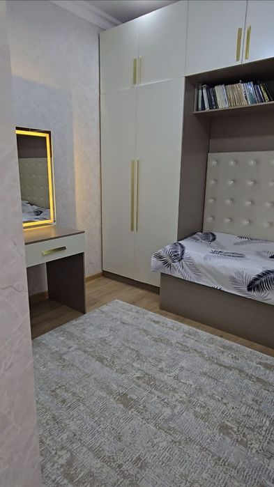 Ховли сотилади Назарбе текстильнида