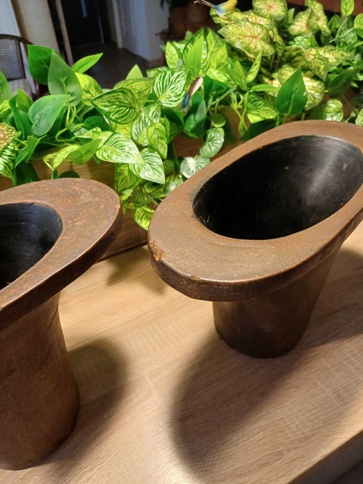 Vaze sau suport ghivece de flori din ceramica