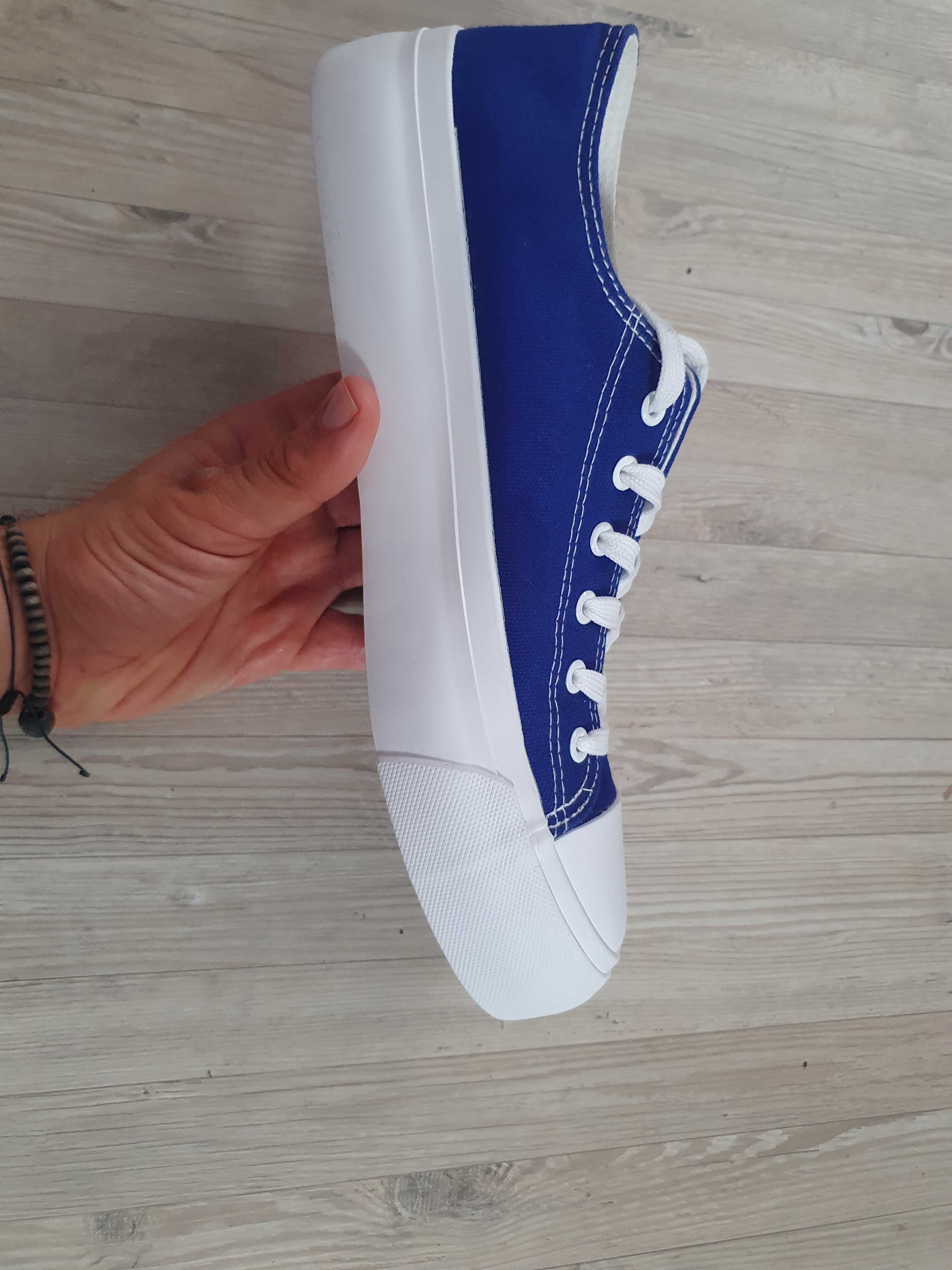 Tenisi tip Converse, marimea 43.5