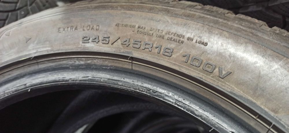 4бр.зимни гуми 245/45/18 Goodyear
