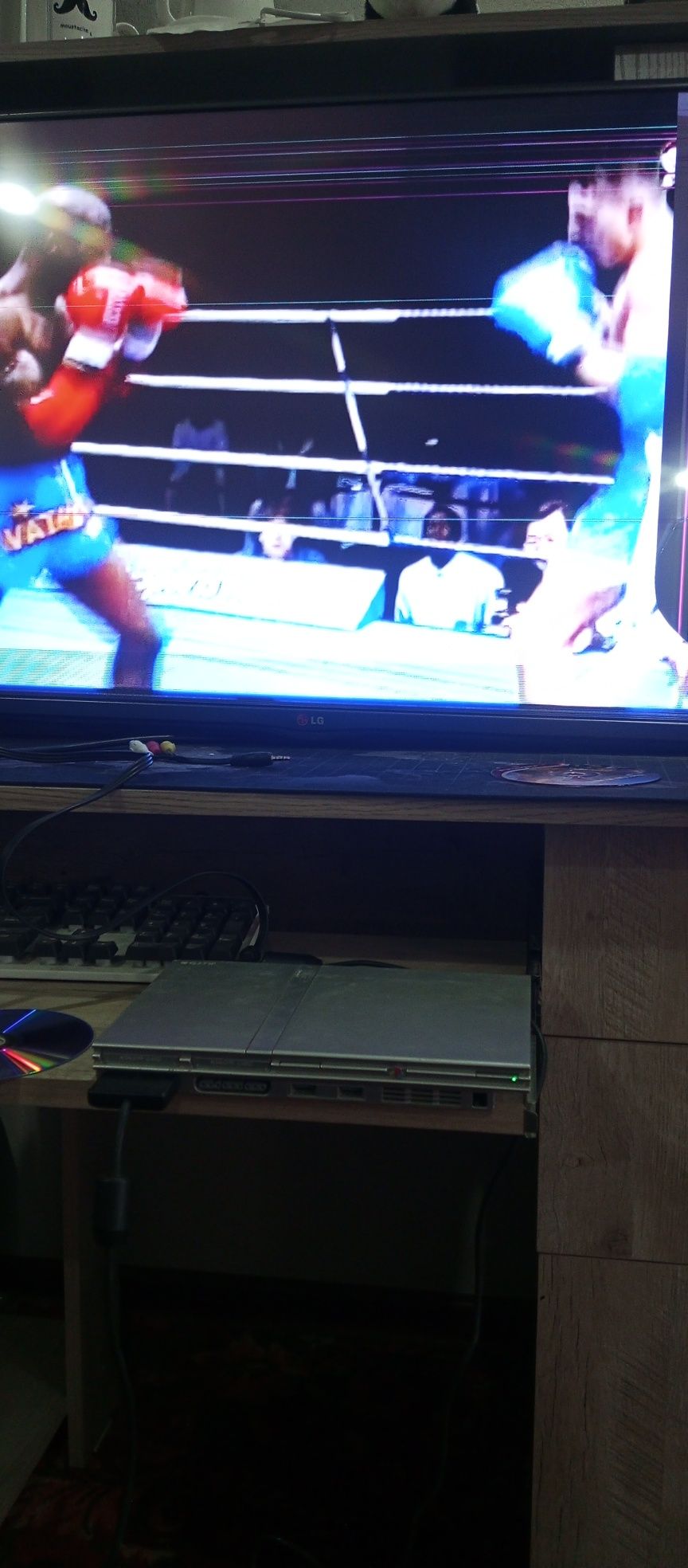 Play Station 2 va Samsung 43 lik televizor(20%joyi dog') sotiladi,