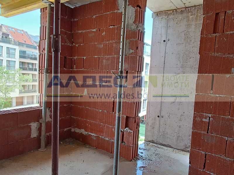 Продава се Тристаен апартамент в София, Кръстова вада - 105 кв.м за 2429 €/кв.м - Снимка #1