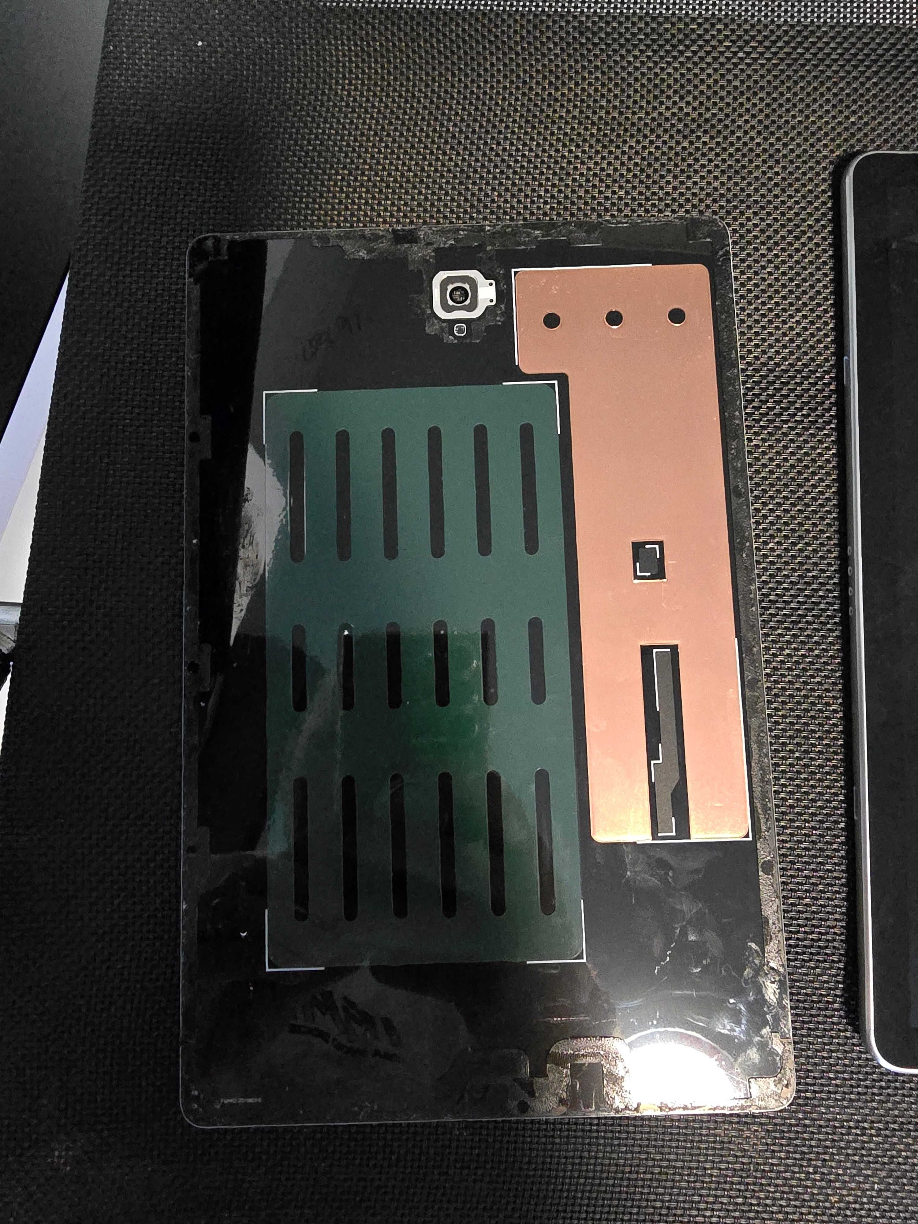 Vand Tableta Galaxy Tab S4 White cu memoria arsa pe placa de baza