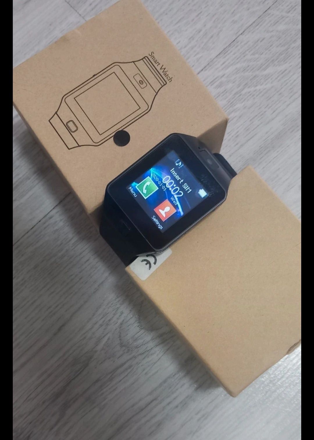 Ceas Smartwatch nou cu cutie