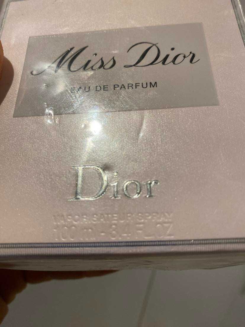 оригинални Miss Dior ,  Chanel и Molecule