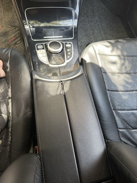 Lada vesta 2017 god gaz-benzin 1,6 motor 95000 km xoroshom sostoyaniye