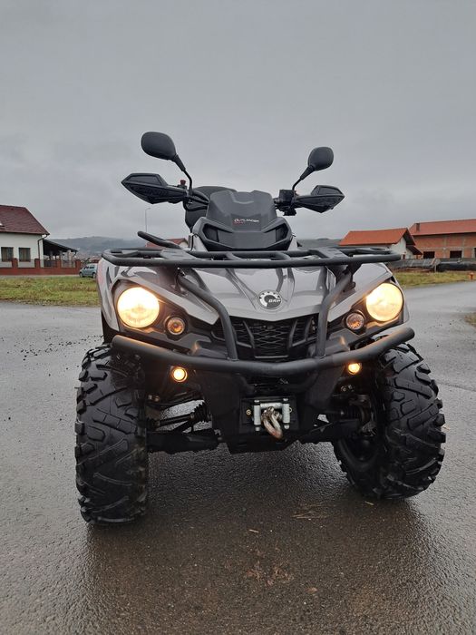 ATV Can-Am Outlander, 650 cm3