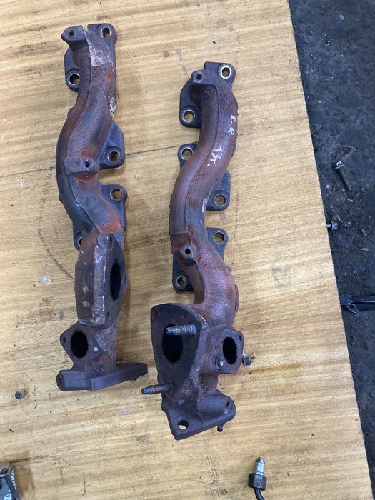 Range rover sport 2012година 3.0d 245кс Изпускателни колектори